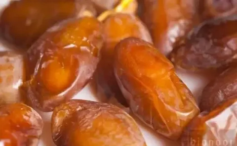 تصویر 4 از خرما کبکاب عسلی خوش‌ طعم با کیفیت درجه‌ یک